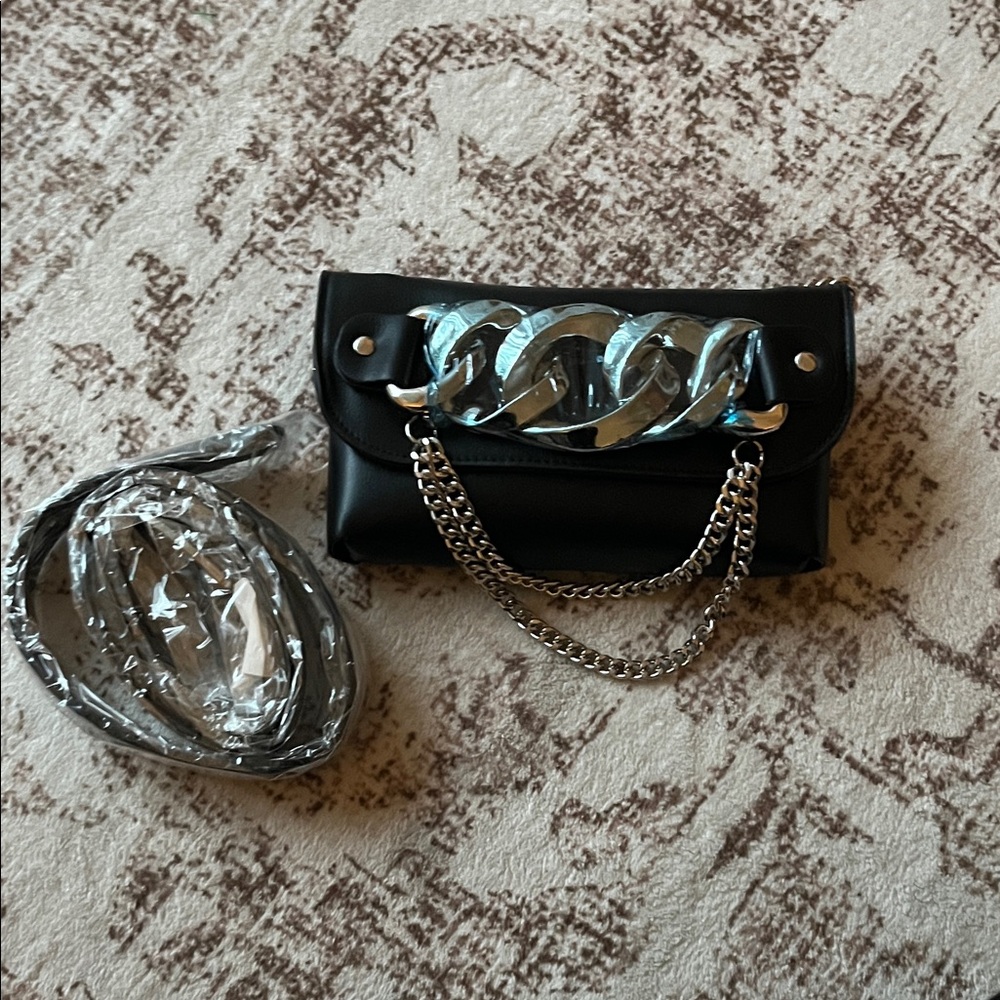 Black Chain Accent Women's Bag